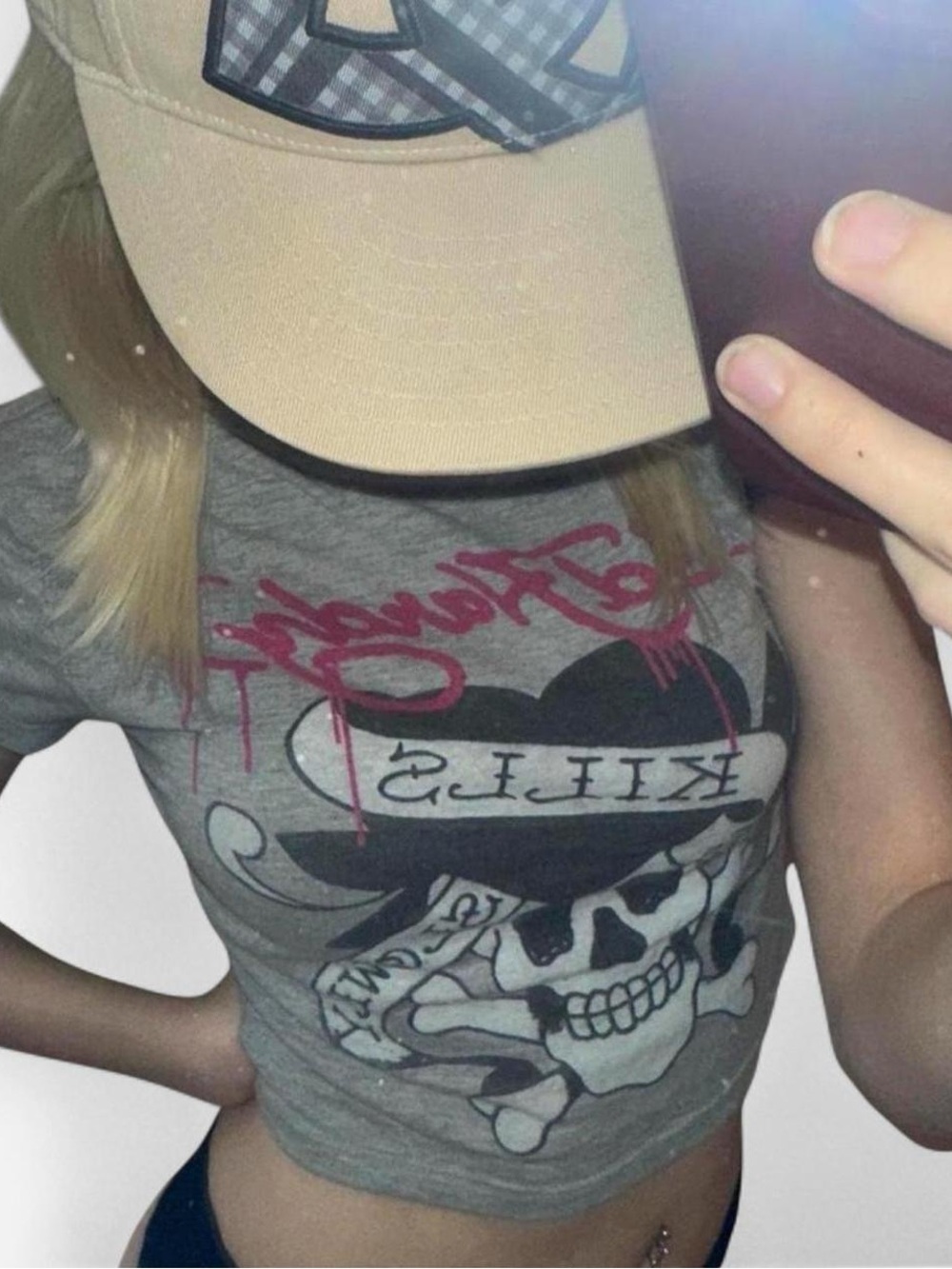 Women’s VINTAGE Y2K LOOKING Ed Hardy Crop Shirt